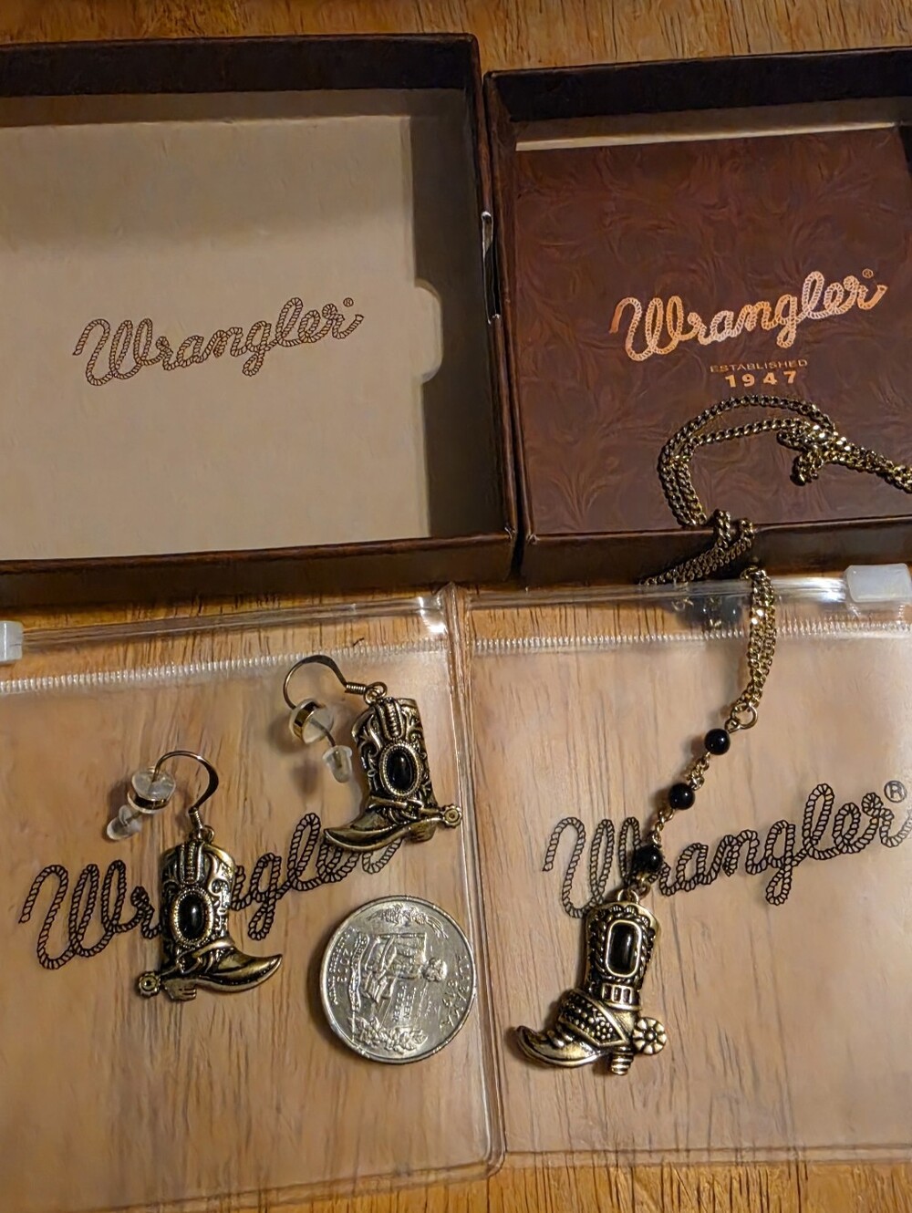 New Wrangler Collab Montana West Cowboy Boots Earrings And Necklace Set Western